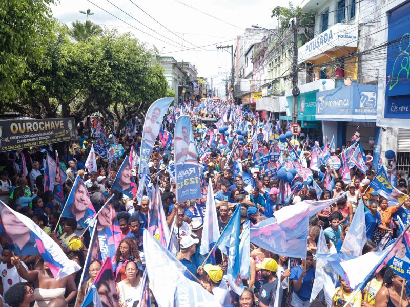 Onda azul toma conta das ruas de Valença em grande caminhada com ACM Neto, Zé Cocá, Coronel e João Roma — imagem 3